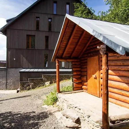 švadlenka Apartmán *