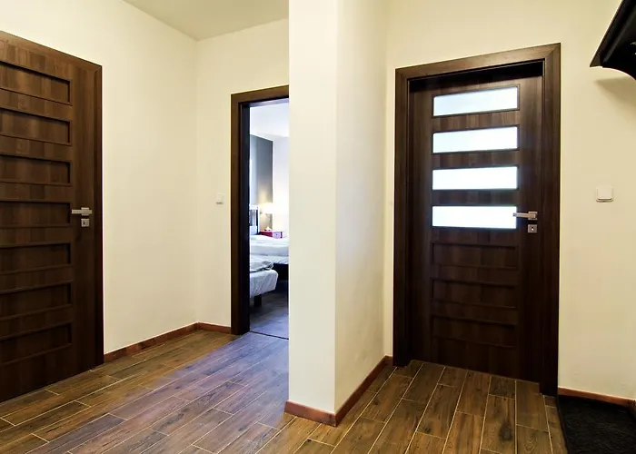 švadlenka Apartman *